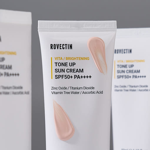 EWG green grade vitamin sun cream with matte makeup-base finish